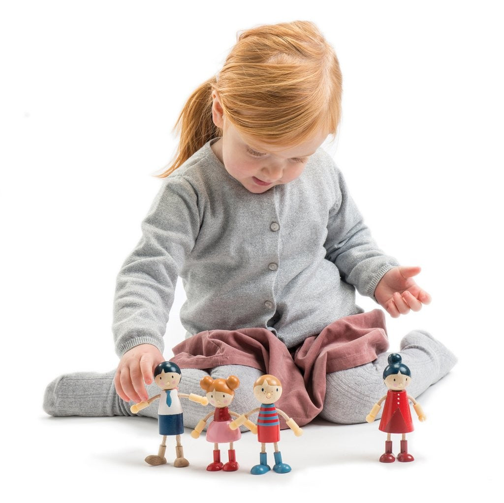 Tender Leaf Toys The Doll Family